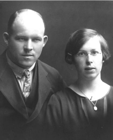 109: Peter Healey and his wife Mary Reddy. (circa 1927) [courtesy of Mary (Reddy) Healey Davis]  - Mary daughter of Michael Reddy &amp;amp; Elizabeth Dunphy